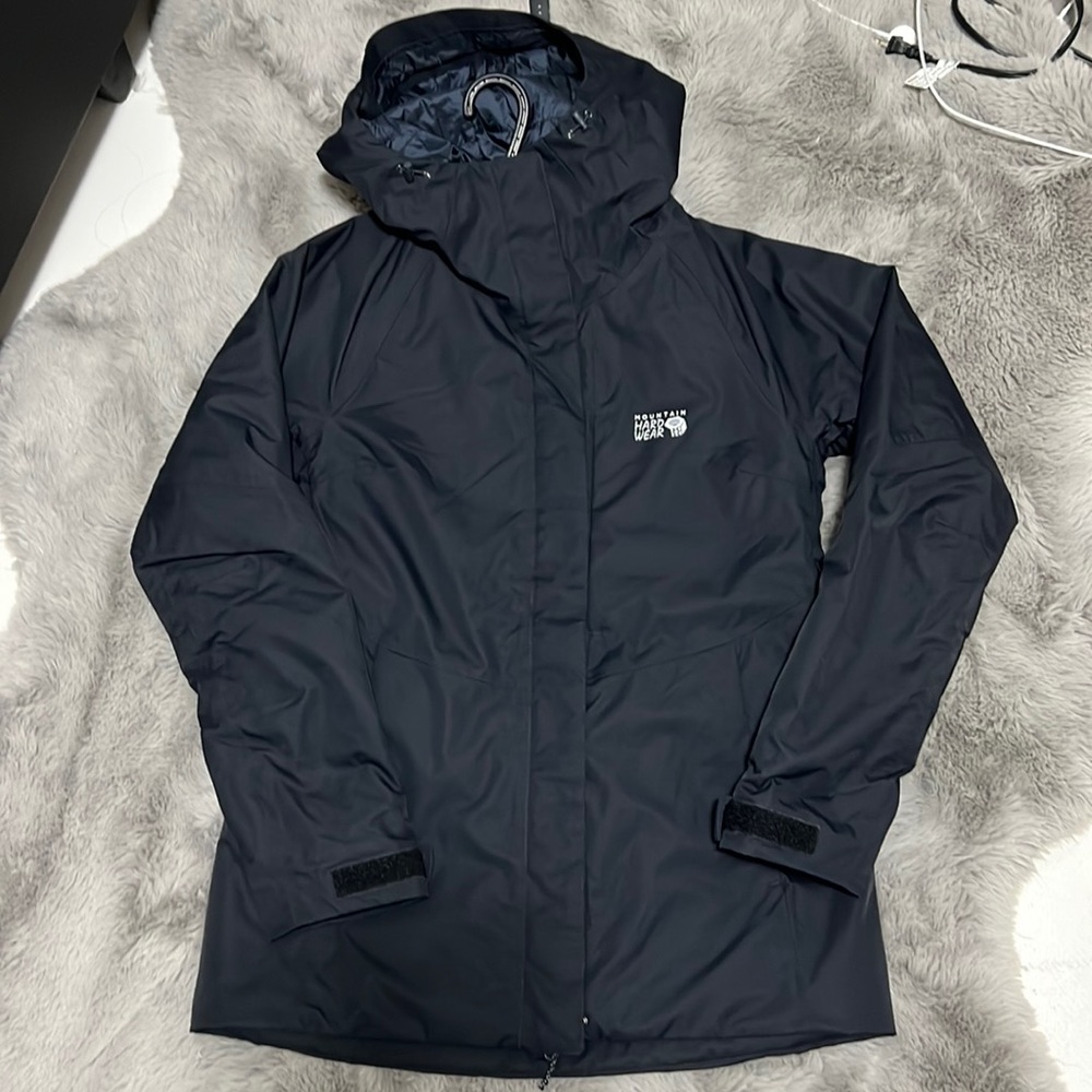 Mountain hardwear winter jacket